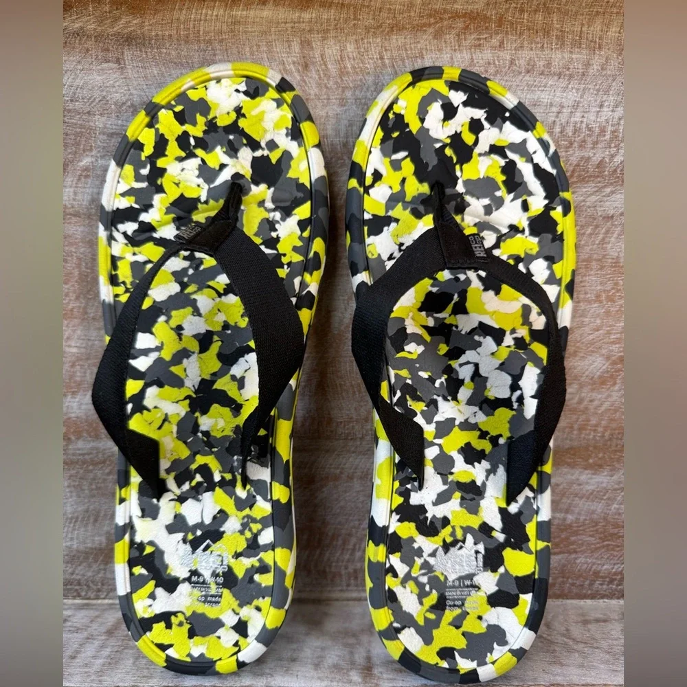 REI Co-op Camouflage Recycled Lightweight Foam Flip Flop Men’s Size 9/Women’s 10